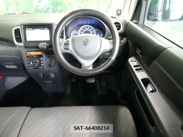 Suzuki SPACIA 2016-06 8850682-6
