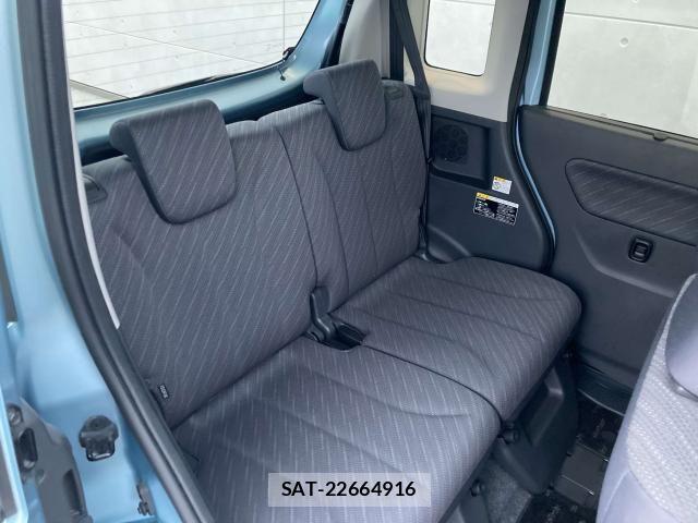 Suzuki SPACIA 2015-09 8872099-18