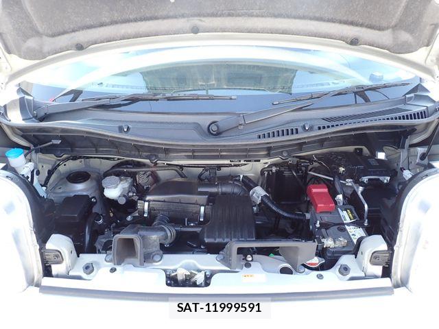 Suzuki SPACIA 2022-07 8872096-3