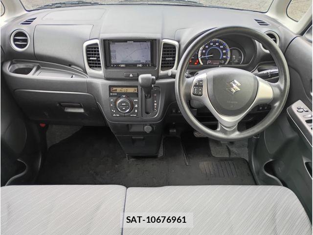 Suzuki SPACIA 2017-08 8872100-11