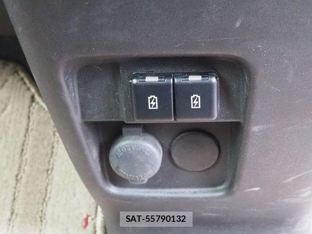 Suzuki SPACIA 2021-07 8872098-14