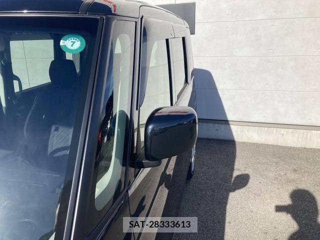 Suzuki SPACIA 2017-09 8872097-9
