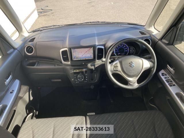 Suzuki SPACIA 2017-09 8872097-1