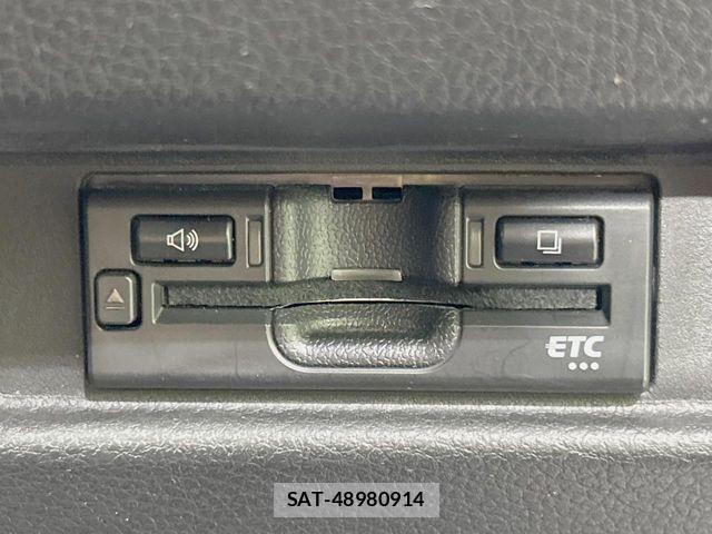 Suzuki SPACIA 2019-09 8882232-6