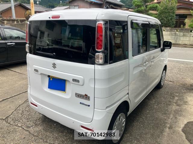 Suzuki SPACIA 2021-08 8882240-3