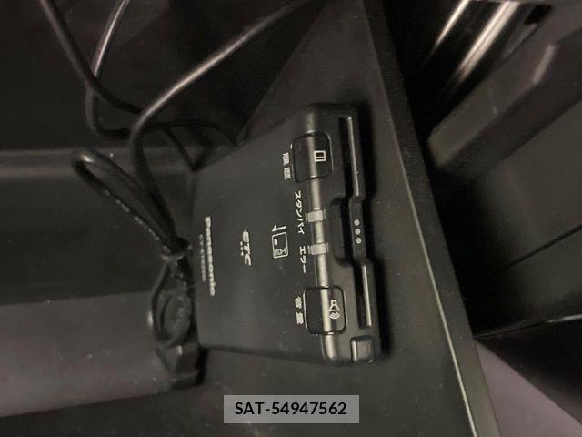 Suzuki SPACIA 2019-09 8882237-4