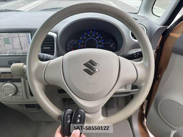 Suzuki SPACIA 2013-04 8882245-23