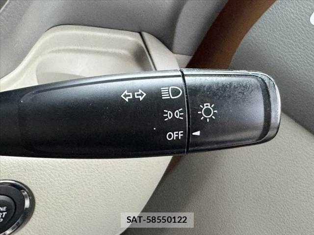 Suzuki SPACIA 2013-04 8882245-25