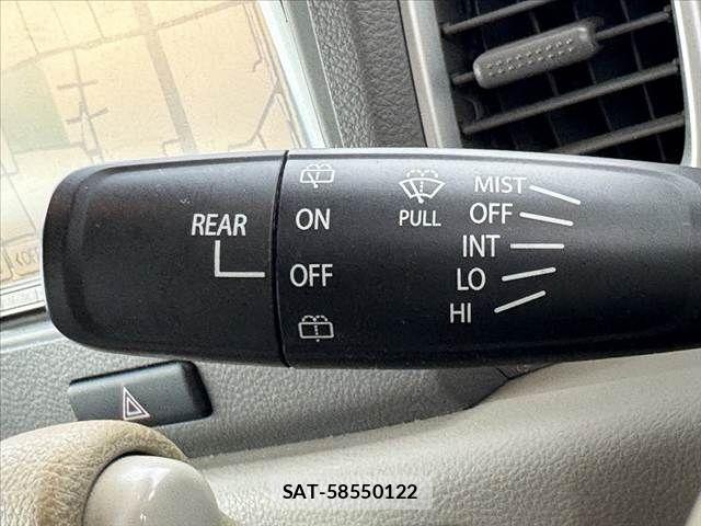 Suzuki SPACIA 2013-04 8882245-26