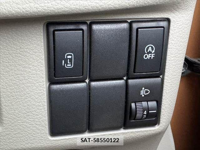 Suzuki SPACIA 2013-04 8882245-28