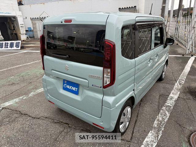 Suzuki SPACIA 2024-04 8882236-4