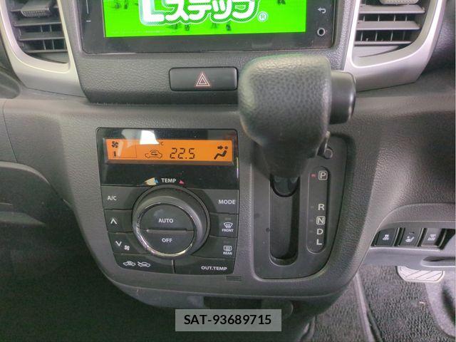 Suzuki SPACIA 2015-12 8882244-11