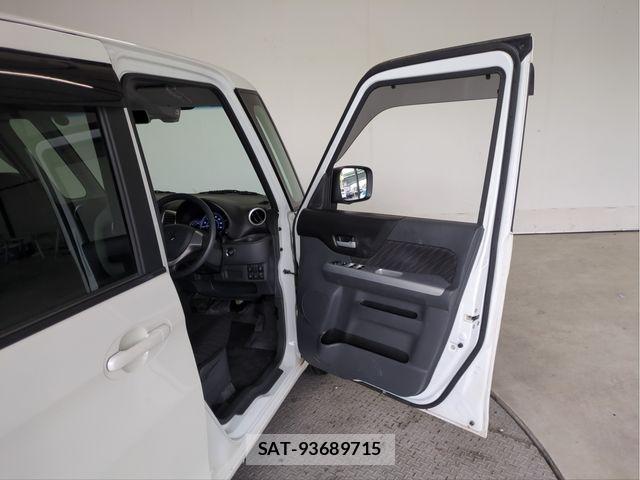 Suzuki SPACIA 2015-12 8882244-27