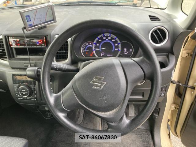 Suzuki SPACIA 2017-09 8882247-16
