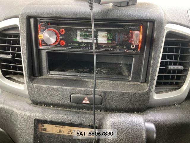 Suzuki SPACIA 2017-09 8882247-19