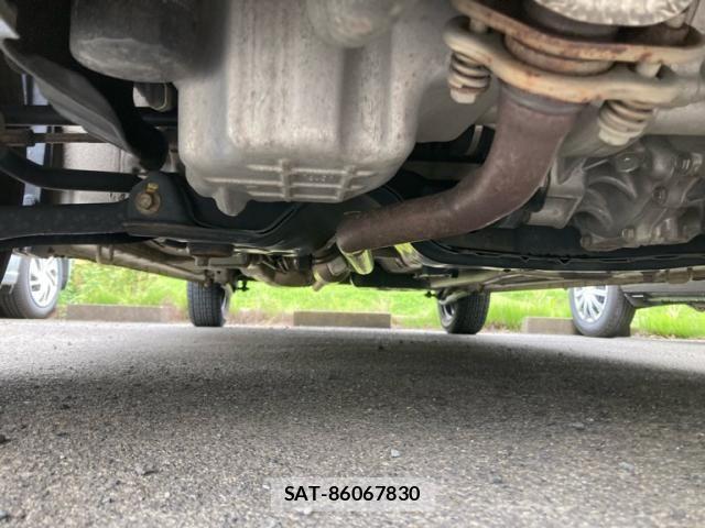 Suzuki SPACIA 2017-09 8882247-5