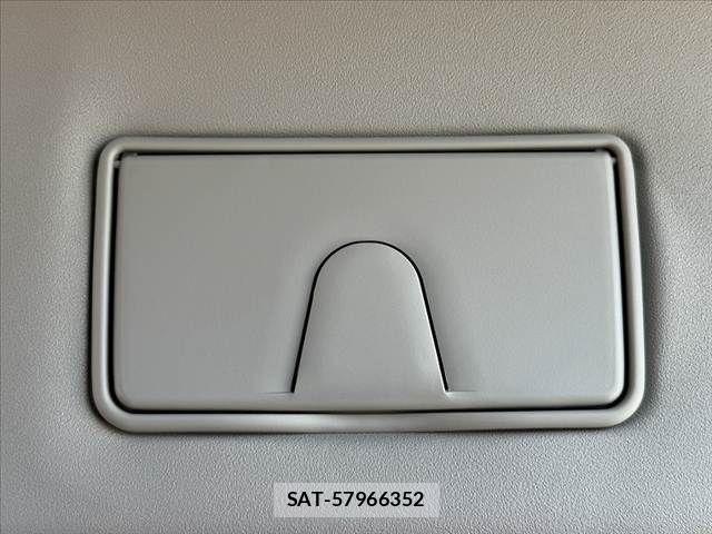 Suzuki SPACIA 2025-02 8882229-2