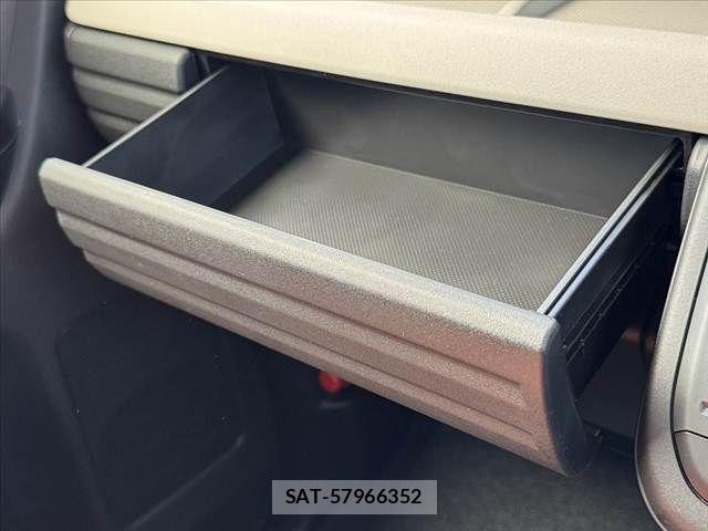 Suzuki SPACIA 2025-02 8882229-3