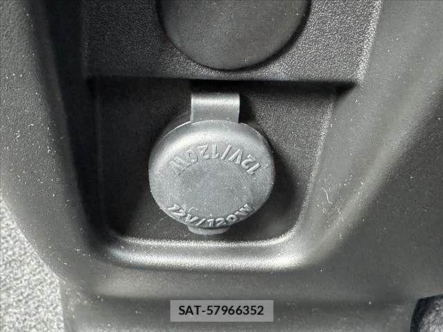Suzuki SPACIA 2025-02 8882229-4