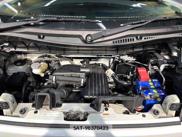 Suzuki SPACIA 2018-08 8884365-17