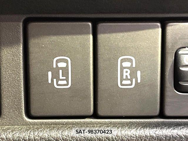 Suzuki SPACIA 2018-08 8884365-5