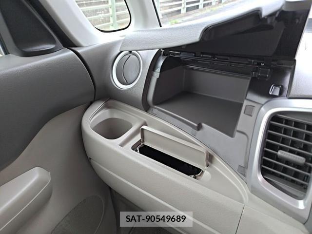 Suzuki SPACIA 2014-05 8884367-21
