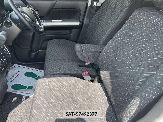Suzuki SPACIA 2017-08 6614931-20