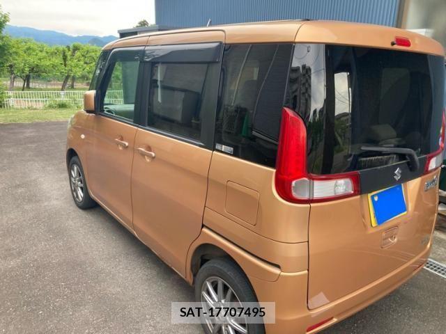 Suzuki SPACIA 2013-06 7225338-9