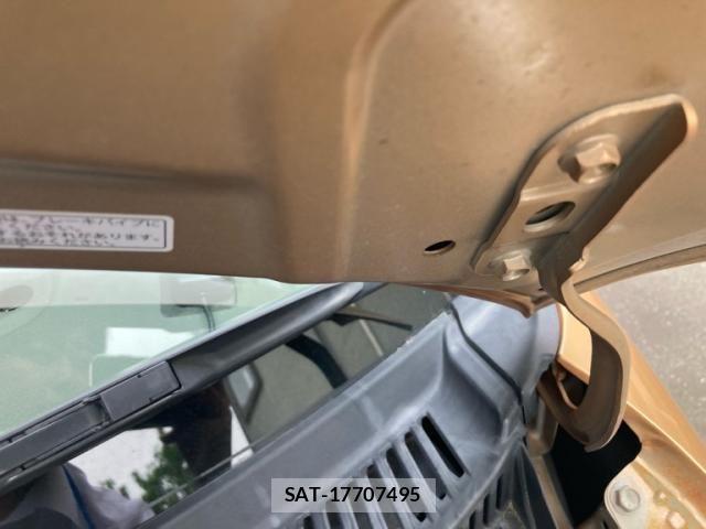 Suzuki SPACIA 2013-06 7225338-18