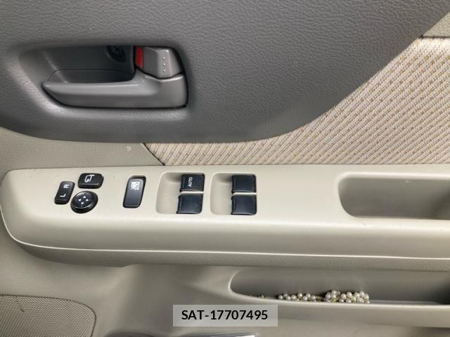 Suzuki SPACIA 2013-06 7225338-19