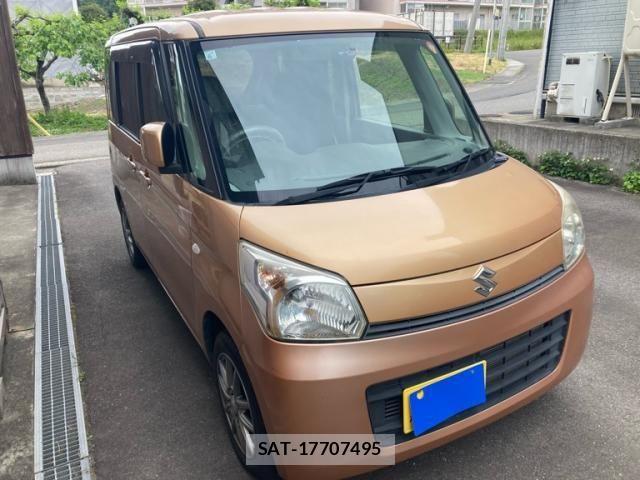 Suzuki SPACIA 2013-06 7225338-2
