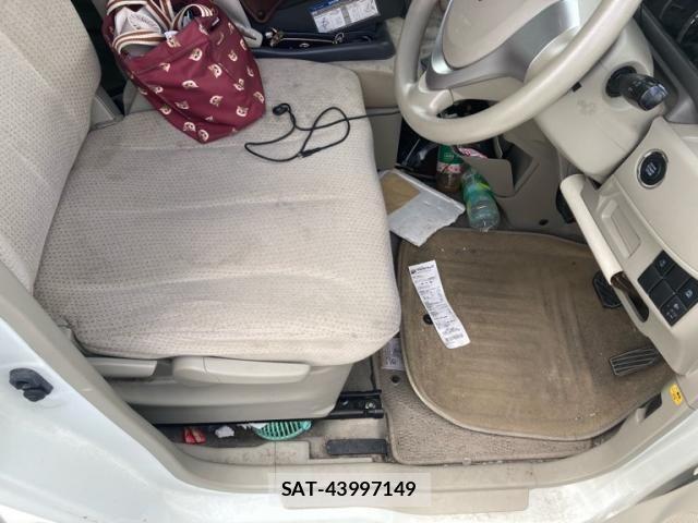 Suzuki SPACIA 2016-01 7225339-14