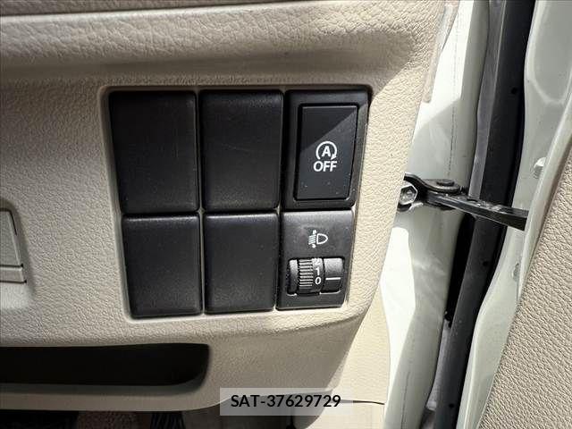 Suzuki SPACIA 2013-11 7225336-5