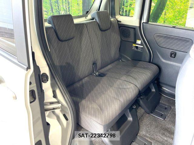 Suzuki SPACIA 2015-10 7394205-9