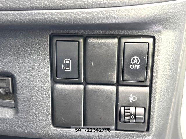 Suzuki SPACIA 2015-10 7394205-2