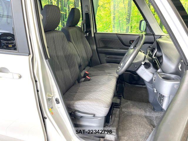 Suzuki SPACIA 2015-10 7394205-8