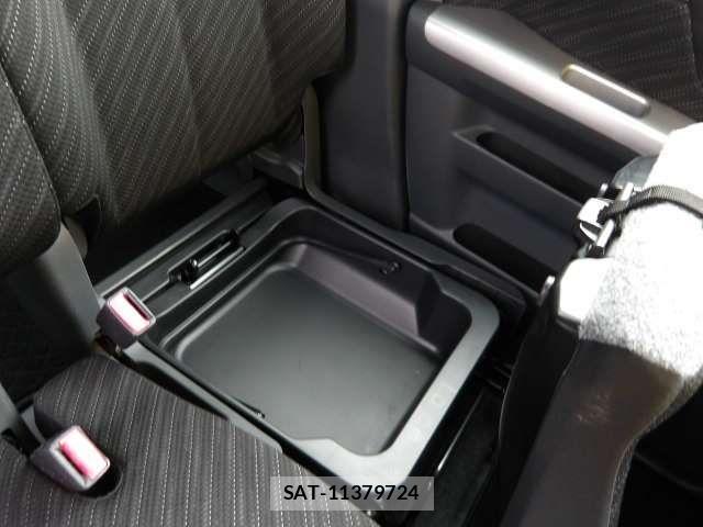 Suzuki SPACIA 2016-12 7457986-15