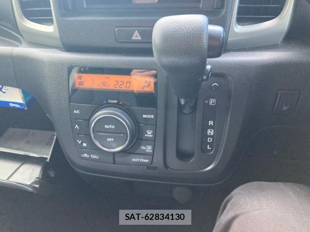 Suzuki SPACIA 2017-06 7457988-15