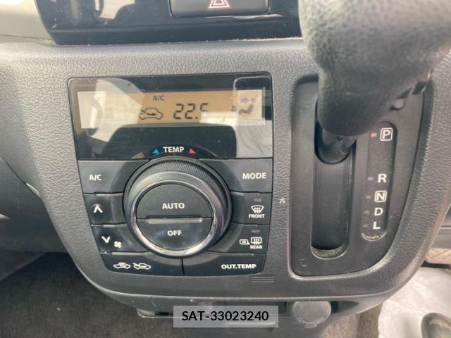 Suzuki SPACIA 2016-09 7620235-23
