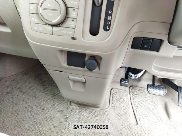 Suzuki SPACIA 2013-06 7963825-23