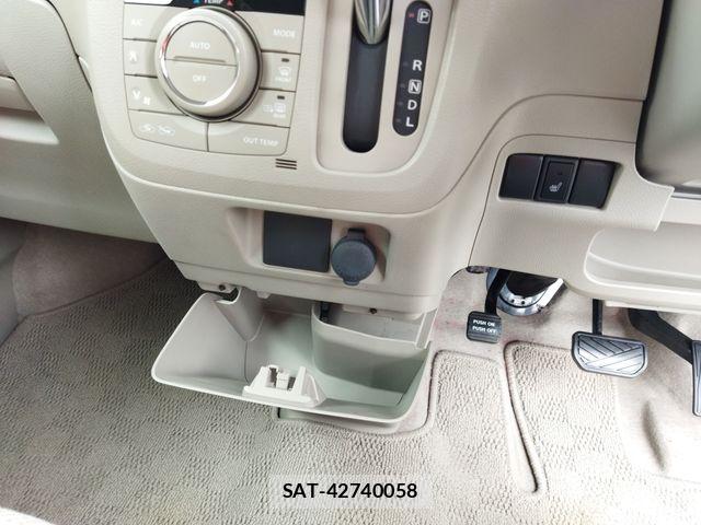 Suzuki SPACIA 2013-06 7963825-24
