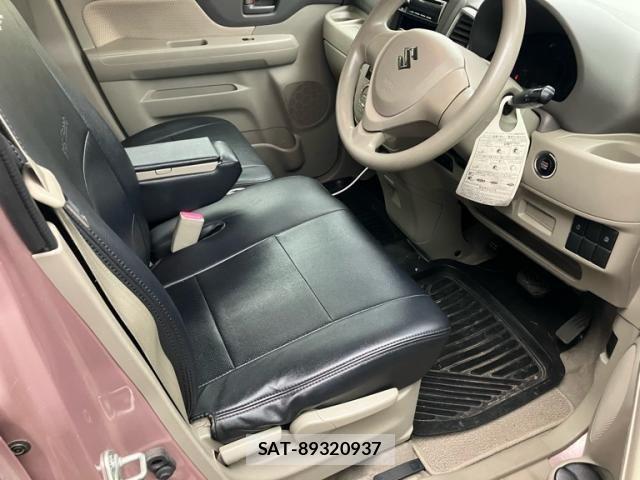 Suzuki SPACIA 2013-09 8038371-10