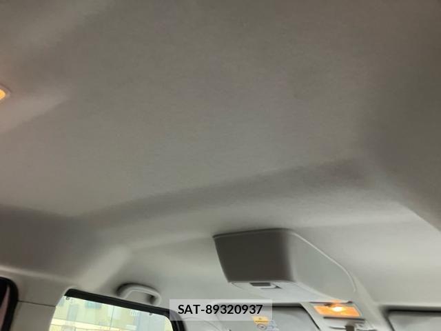 Suzuki SPACIA 2013-09 8038371-13