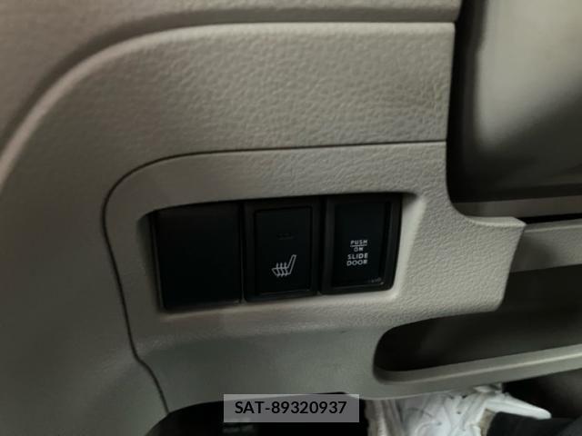 Suzuki SPACIA 2013-09 8038371-17