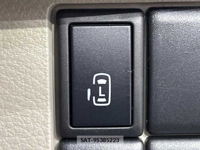 Suzuki SPACIA 2013-06 8075654-2