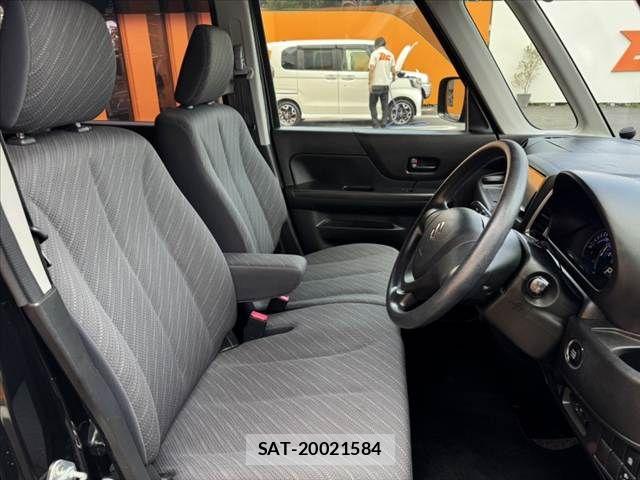 Suzuki SPACIA 2017-04 8101957-15