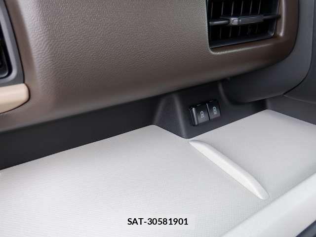 Suzuki SPACIA 2025-06 8101956-17