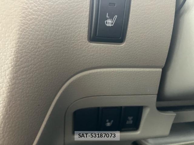 Suzuki SPACIA 2015-11 8101958-19