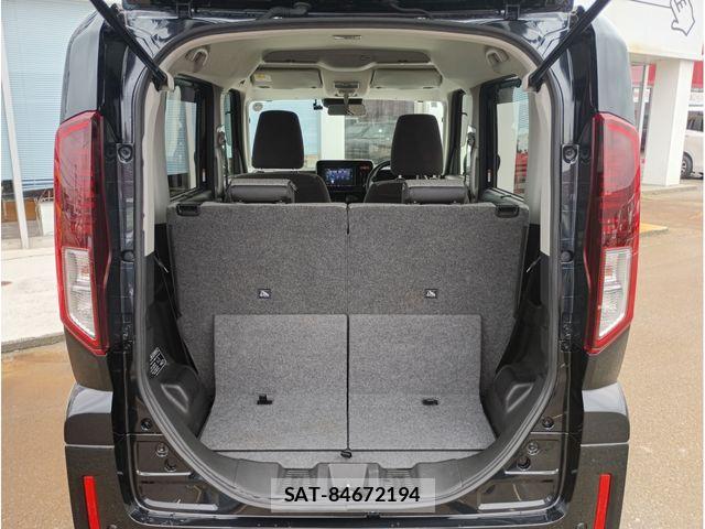Suzuki SPACIA 2024-03 8132452-15