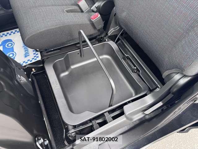 Suzuki SPACIA 2020-07 8246734-9